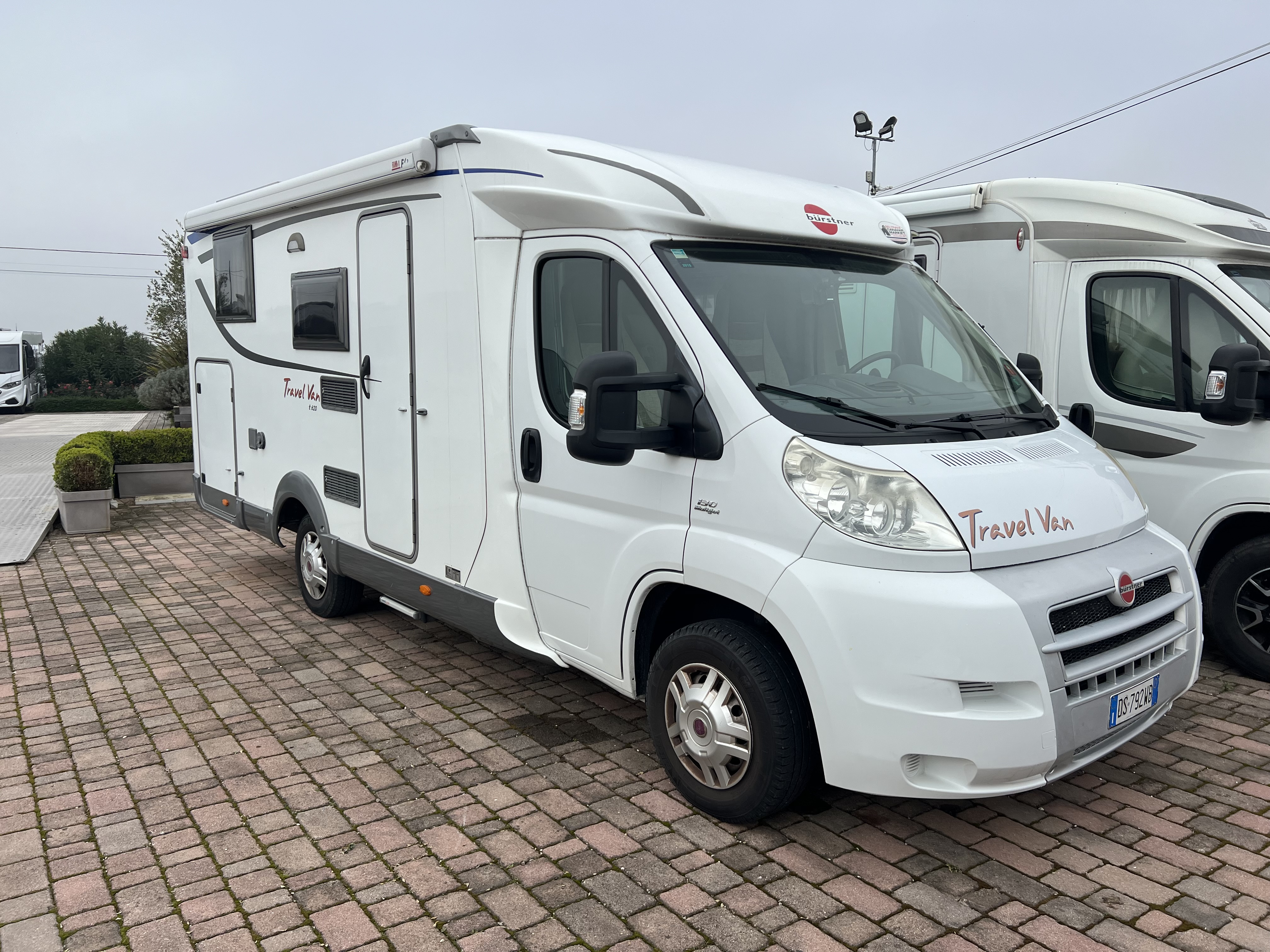 Camping car hymer van 314 on sale